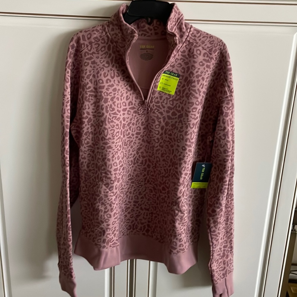 NWT Tek Gear sweatshirt with 1/2 zip
